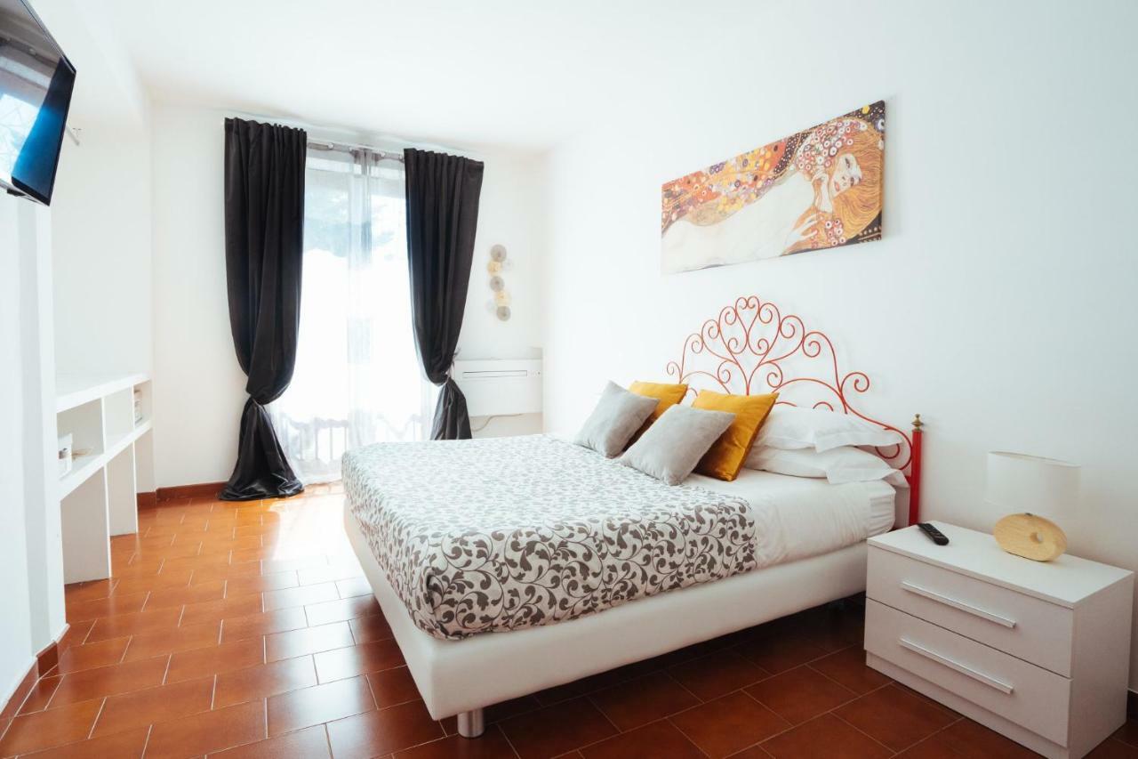 Sea View Villa In Ravello With Lemon Pergola, Gardens And Jacuzzi - Ideal For Elopements מראה חיצוני תמונה